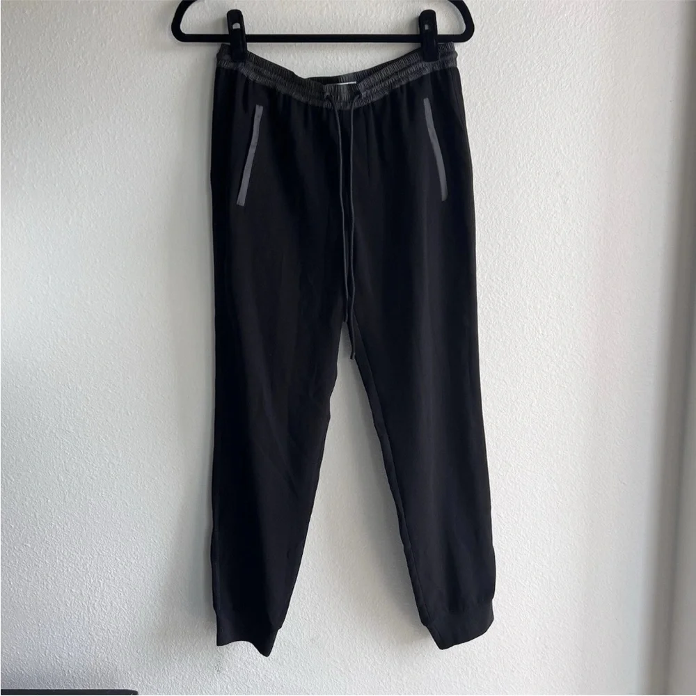 Vince Black Jogger Pants - Picture 3 of 6